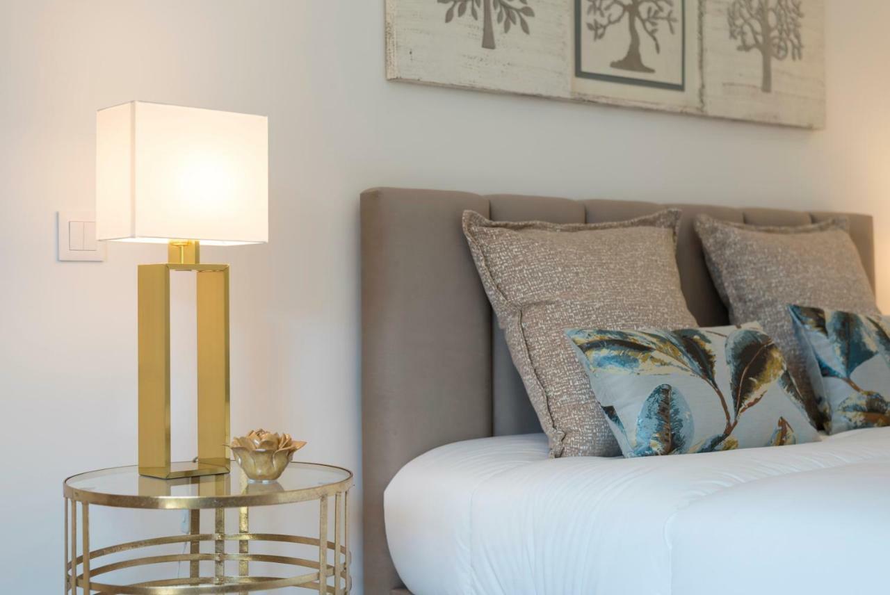 Lovelystay - Downtown Balcony Apartment With Free Parking Porto Eksteriør bilde