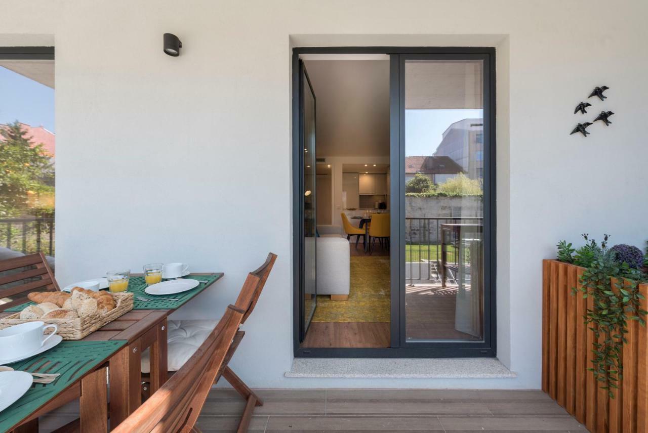 Lovelystay - Downtown Balcony Apartment With Free Parking Porto Eksteriør bilde